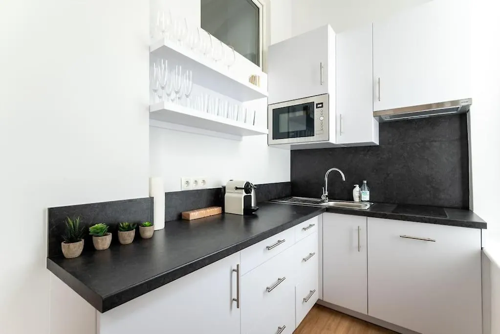 Apartment Family 2Br Oasis Steps From City By Hm Vienna Austria