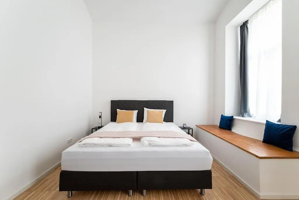 Family 2Br Oasis Steps From City By Hm Vienna Austria