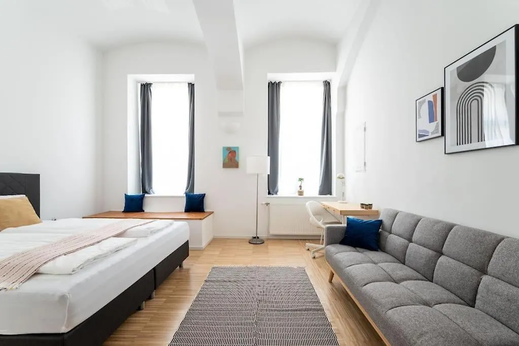 Family 2Br Oasis Steps From City By Hm Vienna 0*,  Austria