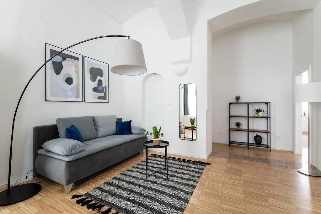 Family 2Br Oasis Steps From City By Hm Vienna